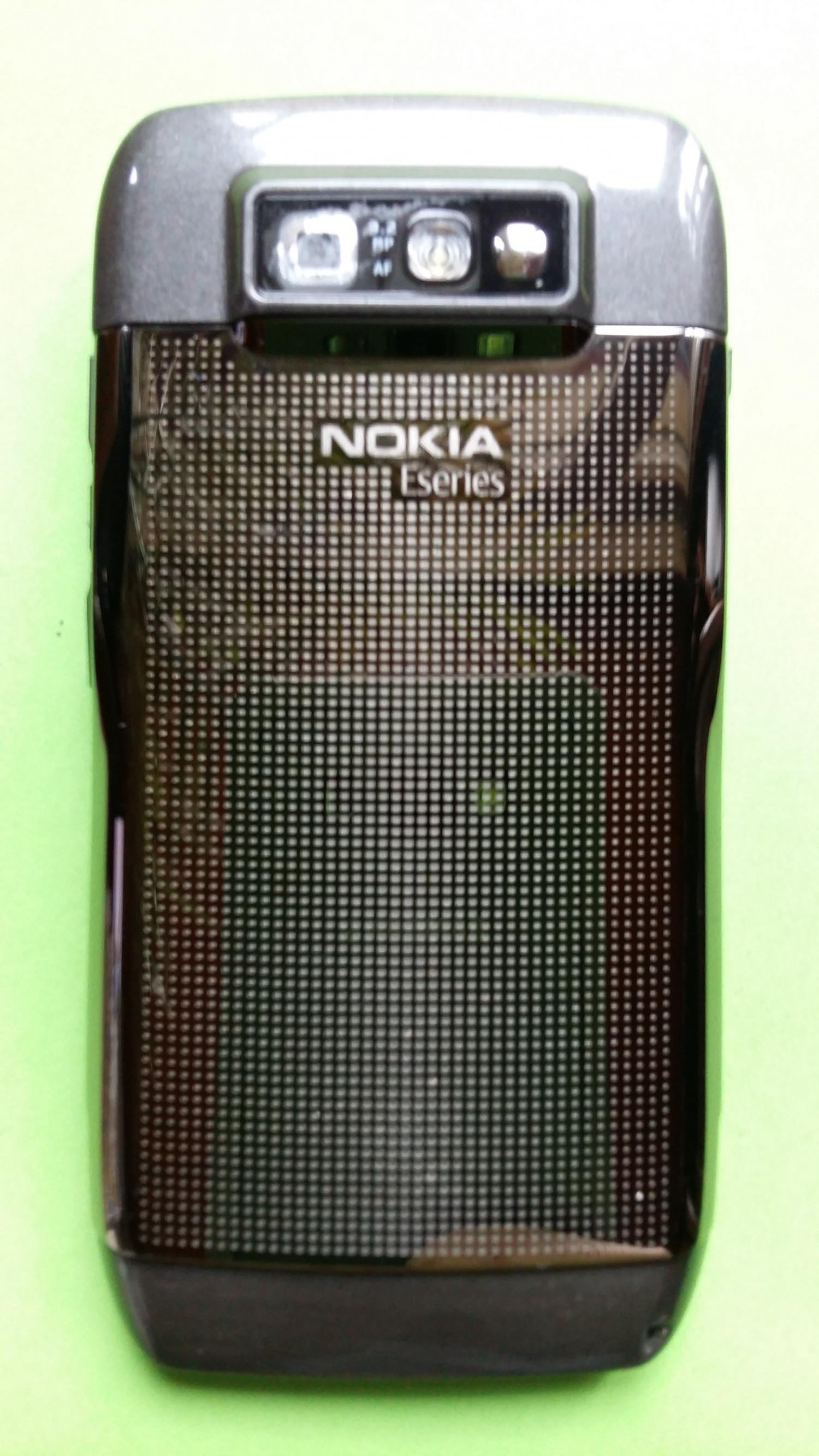 image-7307735-Nokia E71-1 (1)2.jpg
